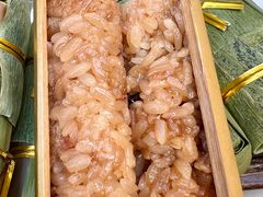 -刘姐啤酒鱼民族演艺餐厅(西街总店)