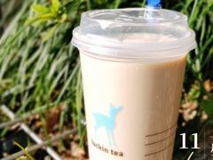 工夫生椰乳茶-瑞幸咖啡(北京财富中心店)