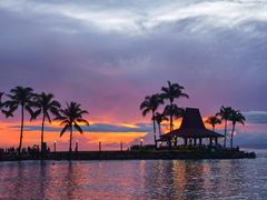 -Sunset Bar(丹绒亚路香格里拉店)
