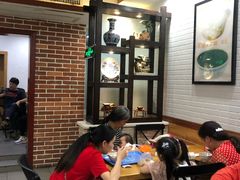 等位区-冰神糖水铺(国贸中心店)