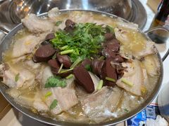 杀猪菜-冰城焰会大丰收铁锅炖(萝岗万达金街店)