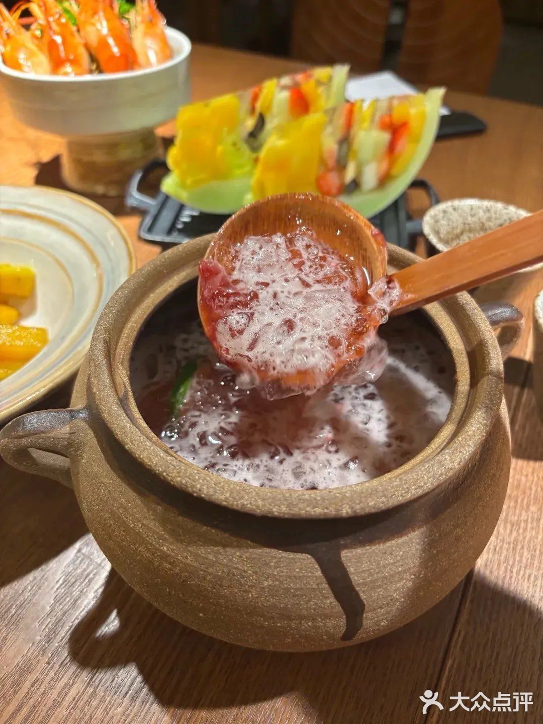 在杭州大厦吃到会冒烟的浙菜！这波摩登混搭我服