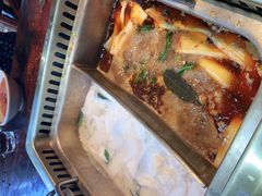 -东巴婆婆云南鱼豆花火锅(大东门店)