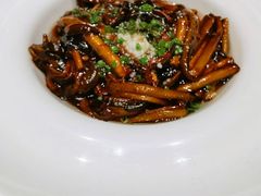 响油鳝丝-屋里厢上海菜馆