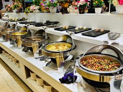 -泉福居酱骨头自助广场(南大街商业步行街店)