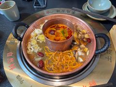 -菌自由丨野生菌火锅特色庭院餐厅(丽江古城店)