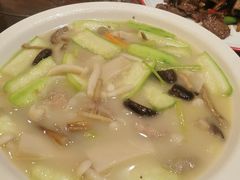 -龙悦湾酒家·八阵鱼生·渔人码头店
