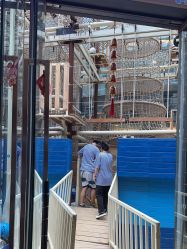 -PIPIKINGDOM皮皮王国欢乐号(欢乐海岸购物中心店)