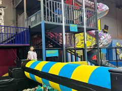 -超时空蹦床团建·VR潮玩运动娱乐·生日派对游乐园(金桥店)