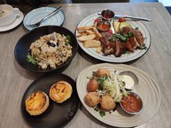 葡式香烤乳猪件伴薯角-亚苏尔 澳门菜(元朗店)