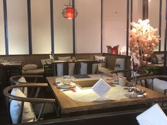 -尚尚仙·酸汤猪手·猪肚鸡火锅(华联万柳购物中心店)