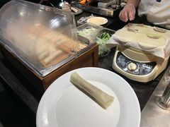 -钱小奴海鲜自助黑金店(杭州滨江龙湖店)