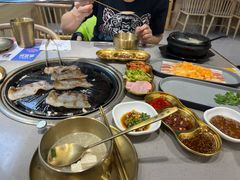 -金会长自助海鲜·烤肉(人民广场店)