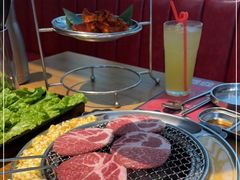 -青瓦炭韩潮烤肉(花园道店)