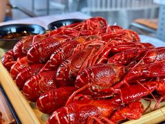 -肥肥虾庄·金牌油焖大虾(汉街SKP店)