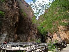 -十渡东湖港风景区