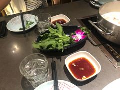 -捞王锅物料理(上海世茂广场店)