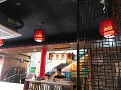 大堂-羊家胡同·龙虾烧烤火锅(龙汇路店)