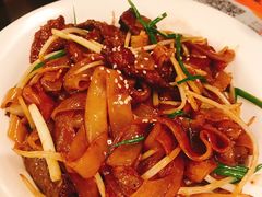 干炒牛河-新大咀港式茶餐厅(宝山万达店)