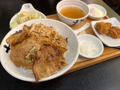 -熊吞·大碗丼烧肉饭(济宁万达广场店)