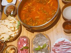 -黔诚多彩火锅(甲秀楼店)