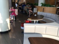 大堂-麦当劳(展览路店)
