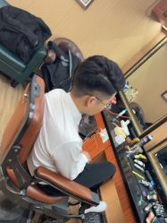 -纯剪男士理发馆·烫染专业店