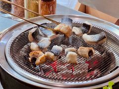 -围炉肉舍•炭烤活鳗•丹东海鲜烤肉(步行街店)