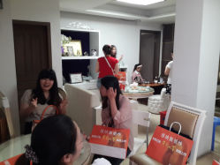 -维纳斯婚纱摄影(淮海中路店)