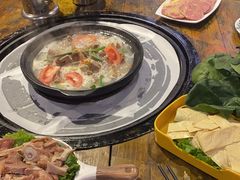 -哈吱喂丽江火塘·牦牛火锅(五一街店)