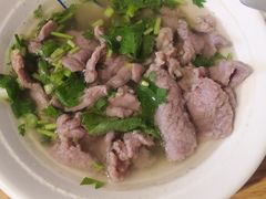 -杨三孃跷脚牛肉(中粮鸿云悦街店)
