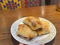 -盾亚新疆餐厅(松江万达广场店)