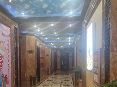 -皇宫大酒店