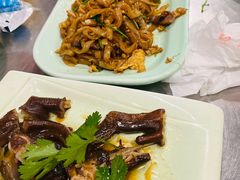 -潮界(LU·ONE凯德晶萃广场店)