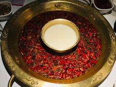 招牌牛蛙-哥老官重庆美蛙鱼头(西湖银泰十一哥店)