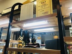 -肆兮眼镜·蔡司·徕卡战略合作店(大坪店)