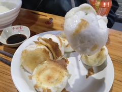 牛肉水煎包-李四辈(CBD5店)