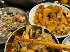 -鸿顺老铁锅美蛙鱼府(解放碑店)