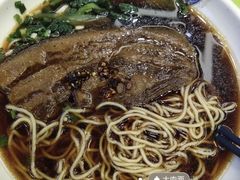 大肉面-鸡鸣汤包(仙林店)