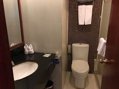 -浙商世贸玉龙酒店