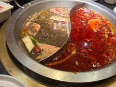 -沸炉重庆老火锅(军事博物馆店)