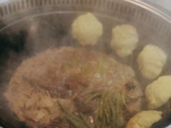 -哈尔滨烧烤·山河村铁锅炖(交大店)