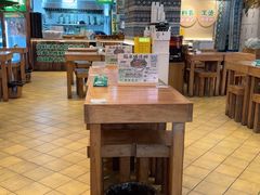 -云阿蛮云南生烫牛肉米线(奉贤路店)