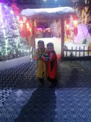 -圣名游乐城冰雪大世界