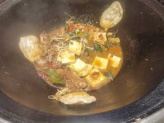 -地锅公社·现炒地锅鸡·地锅鱼·夜宵(罗锦路店)