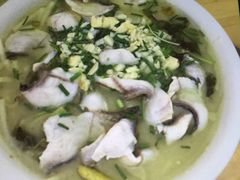 -云河农家乐饭店(福禄缘树山店)