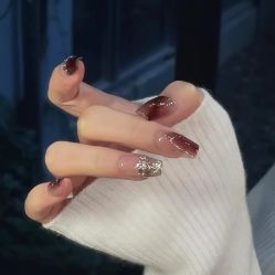 -悦指间美甲美睫