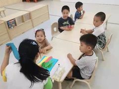 -好奇星国际托育(金地自在城校区)