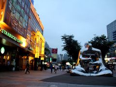 门面-证大大拇指广场(芳甸路店)