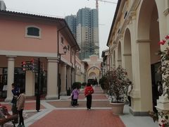 -佛罗伦萨小镇广佛名品奥特莱斯(疏港路店)